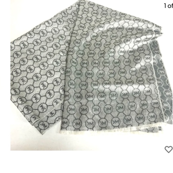 MICHAEL KORS Insignia Scarf - Picture 1 of 1